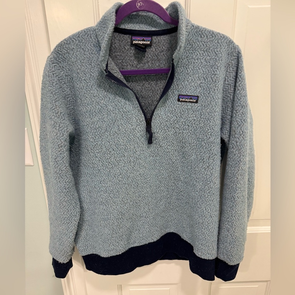 Patagonia Woolyester Quarter zip. Womens L